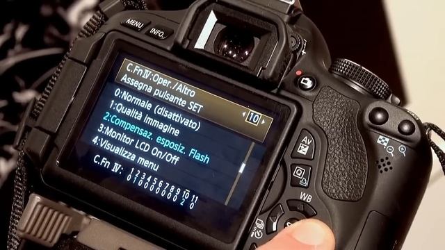 Anteprima Canon Eos 600D  Eos 1100D. Dslr hands-on.
