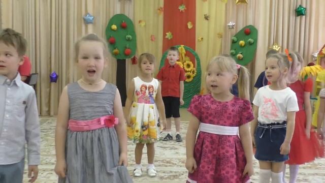 Праздник Осени в старшей группе детского сада