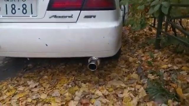 Прямоток bass x1 Honda Accord  2.0 Бюджетный басовик! Рычим _).mp4