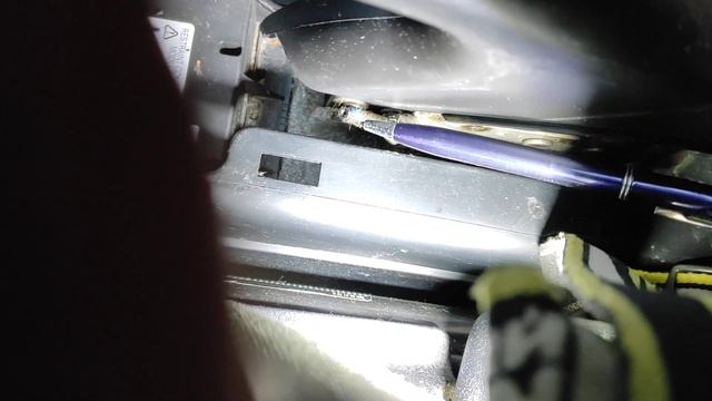 Форд фьюжнручной тормоз если плохо держит.