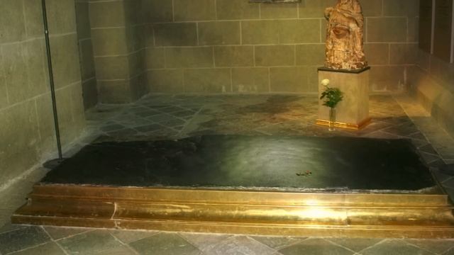 Toute première apparition et guérison de la Vierge Marie en France