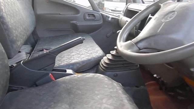 Видеообзор кабины Toyota Toyoace 2005 г. KDY230-4730