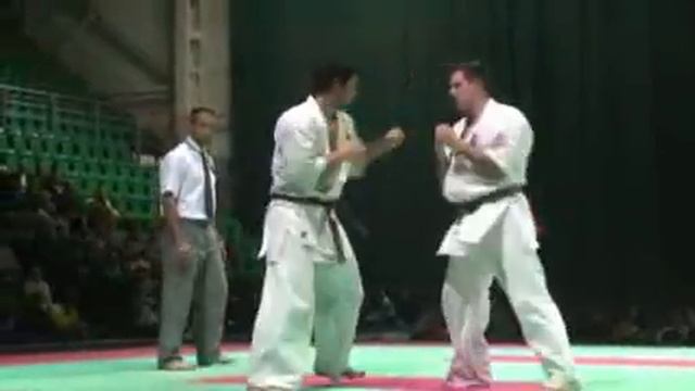 Созин Андрей 1 бой.mp4