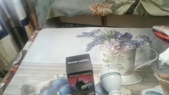 Светофор/УЖАСНЫЕ консервы,отличная диско-лампа и другие покупки..