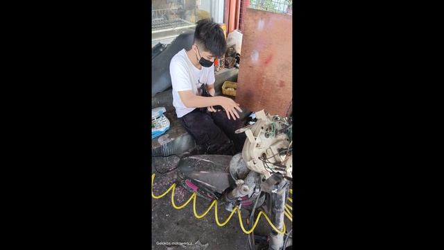 Kymco super 8 125 restoration