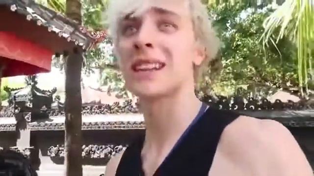 А4 в НАРУЧНИКАХ со своей ДЕВУШКОЙ| СМОТРЕТЬ ВСЕМ