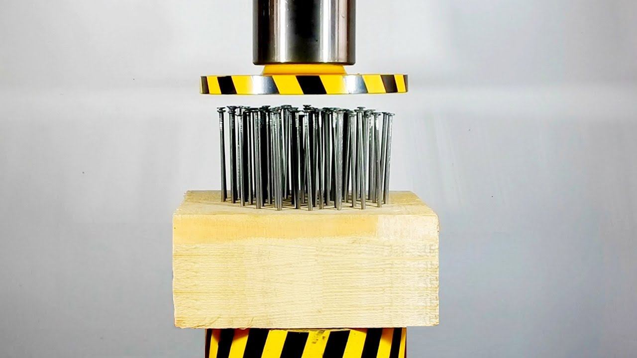 Hydraulic press crushes objects, the best