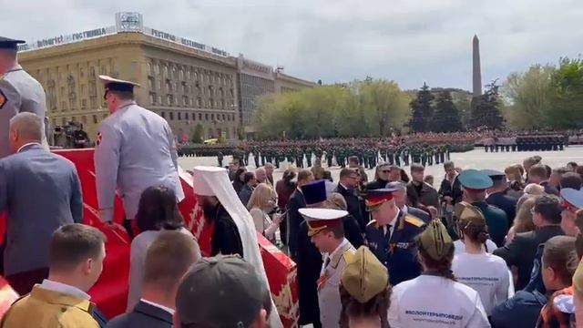 Вид-трибуна на парада в Волгограде 2022