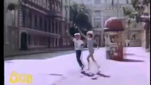 как скучно жить без светлой сказки.mp4