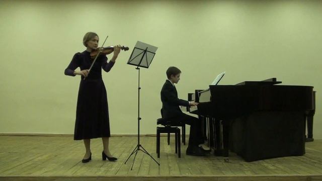 Подгорный Михаил фортепиано, Игнатенко С.Б. скрипка