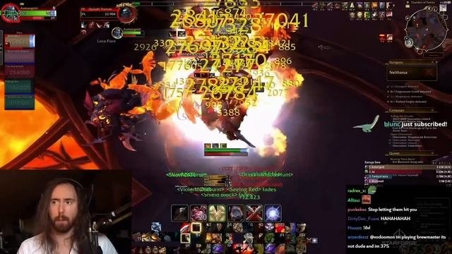 Asmongold SOLOing an entire dungeon while everyone is dead