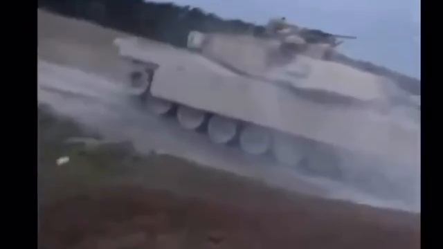 🇺🇦Стоимость эксплуатации одного американского танка M1 Abrams
 Дорогая и бесполезная игрушка