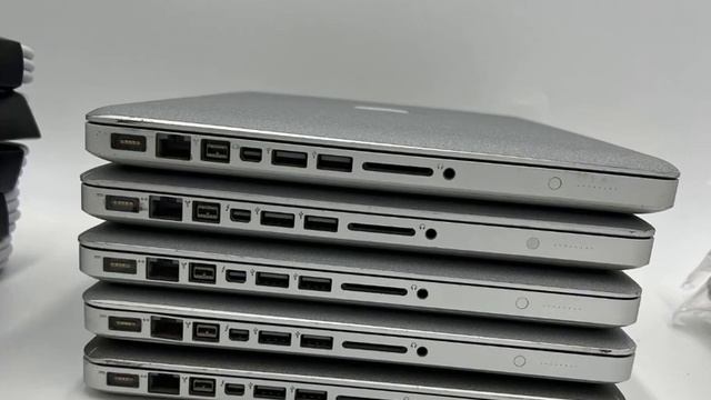 Apple Macbook Pro Core i5 Laptop With 256 SSD 8GB RAM MacOs Mojave -Excellent