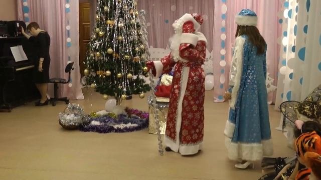 Кот против Бабы Яги в д.с. _Чайка_ 24.12.2019