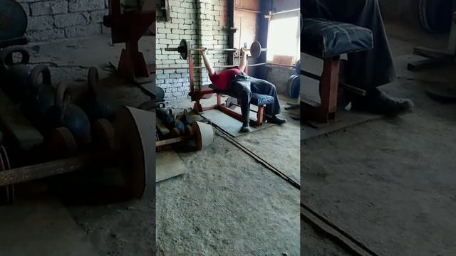 18 июля 2022 г.хотел 55 кг на 55 раз