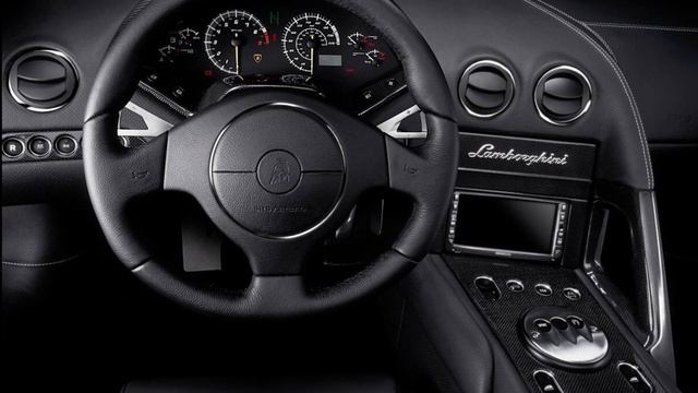 Lamborghini Murciélago -  A LEGEND of his time | Driving Legends