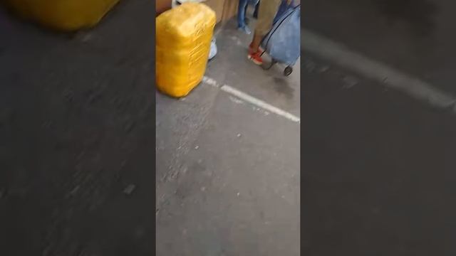 Отдаём вещи в камеру хранения просто на тяжело