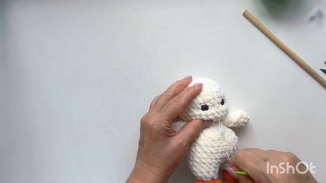 Много игрушек по одной схеме, сегодня вяжем уточку в шапочке!!!