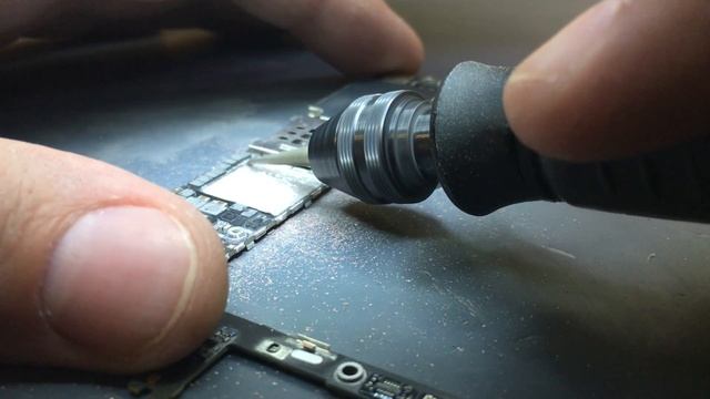 Спил процессора на телефоне iPhone 6 Plus