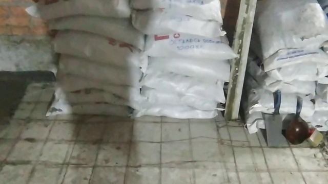 БЕТОННАЯ  СТЯЖКА ПОЛА