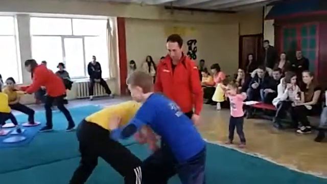 Печінь Артем – Скуридін Кирило р1. Открытая площадка ФКУ Туйшоу дети 27.02.2016
