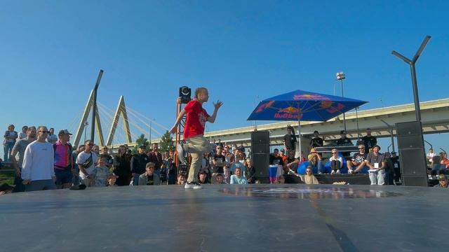 BGIRL BATTLE 1x1 ↔ Tosya Rock vs Nastya BMT ↔ 1'8 ↔ COMBONATION x3 #combonationX3 #bmvideo