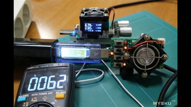 Зарядка (блок питания) KUULAA KL-CD12 с портами USB type-A + type-C суммарной мощностью 36Вт