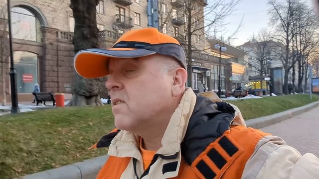 Киев. Крещатик. Проблемы с электричеством? Переживем