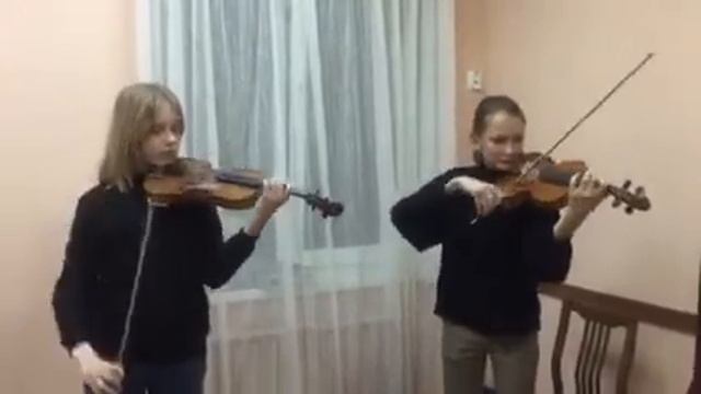 Ансамбль «Миттель» Шепилова Екатерина; Воропаева Елизавета Е. 5кл.