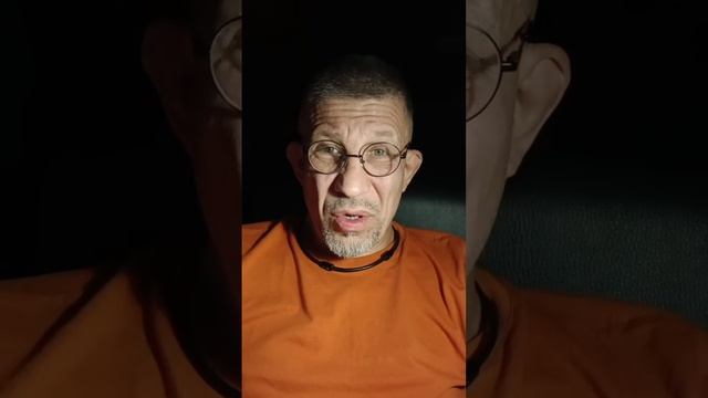 Женщина просит спасти её от "бывшего".