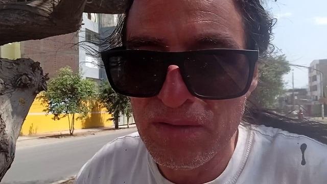 WALKING ON BY LOS LAURELES D REGRESO Á HOME????✨????????????????????????