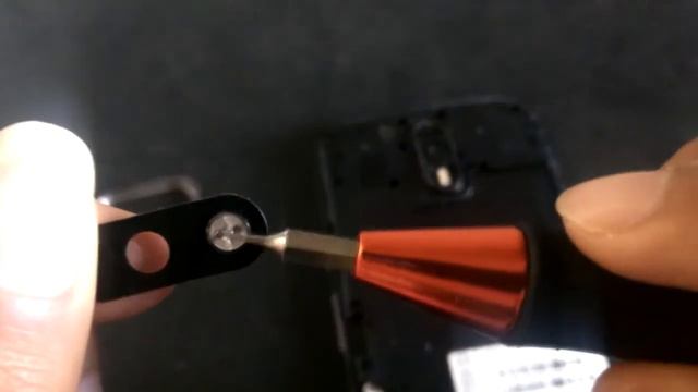Cambiando el protector de lente en cámara del Moto G4 plus | VlogTech |