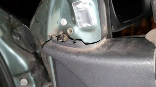 Renault Megane 2 car window does only go down, how to fix it