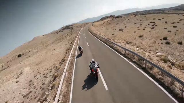 #NeverStopChallenging - The new BMW S 1000 XR and BMW F 900 XR