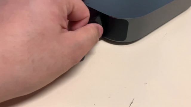 Déballage Mac Mini Core i3 8GO de RAM DDR4 128GO PCIE 2018