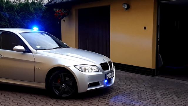 Pokaz oświetlenia ostrzegawczego - (styl na nieoznakowany radiowóz Policji) - BMW E90