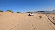 Красивый песчаный пляж