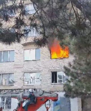 И снова горит здание общежития в Ставрополе на улице Бруснева