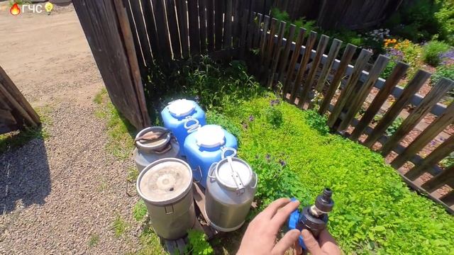 Провел родителям горячую и холодную воду из колодца. Насосная станция. Проточный водонагреватель.