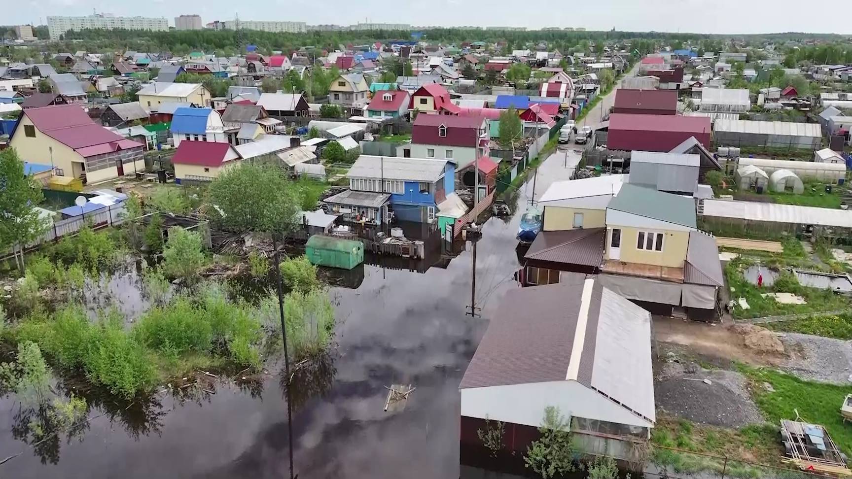 В поселениях Берёзовского района отступает «большая вода»