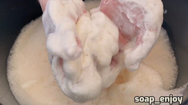 ASMR ?️ Soap Lathering ? Мыление мыла асмр