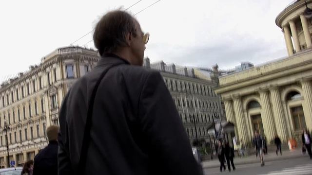 ВЛАДИМИР РЕКШАН: Я иду через Аничков мост...