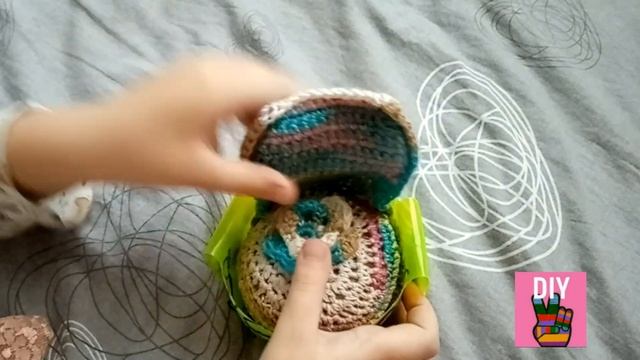 Кресла для кукол из пластиковых бцтылок. Делаем с детьми