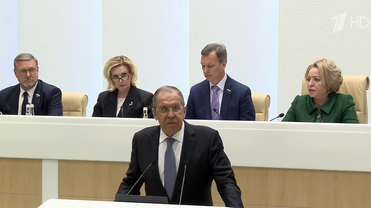 Обе палаты парламента сегодня занимались формированием нового состава правительства РФ