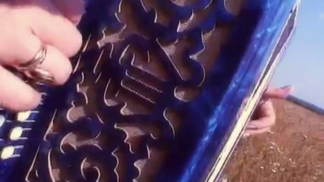 Валентина Пудова.Удмуртская песня "Шуд"