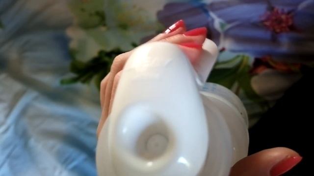 Вот так противно скрепит Ручной молокоотсос Philips Avent Natural