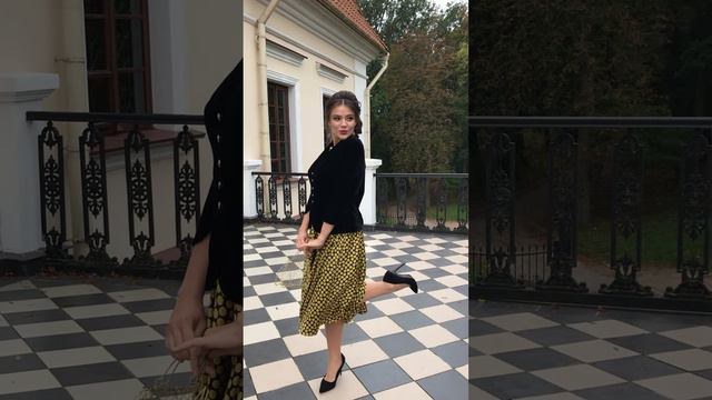 Нарядный женский костюм Мода-Юрс модель 2527