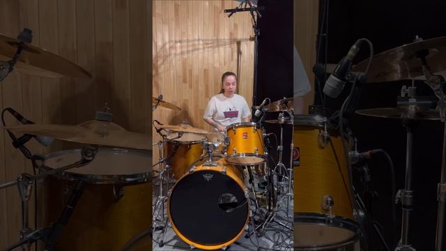 The Offspring - Pretty Fly (For A White Guy) (Drum Cover by VikTheF1rst)