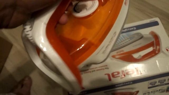 TEFAL Easygliss FV3952E0