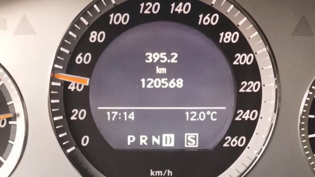 Mercedes C250 W204 V6 2.5  0-110 km/h acceleration. Model 2007